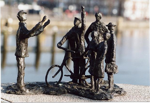 Het monument 'Februaristaking' in Zaandam - Foto: © Philip Schroot / Nationaal Comité 4 en 5 mei